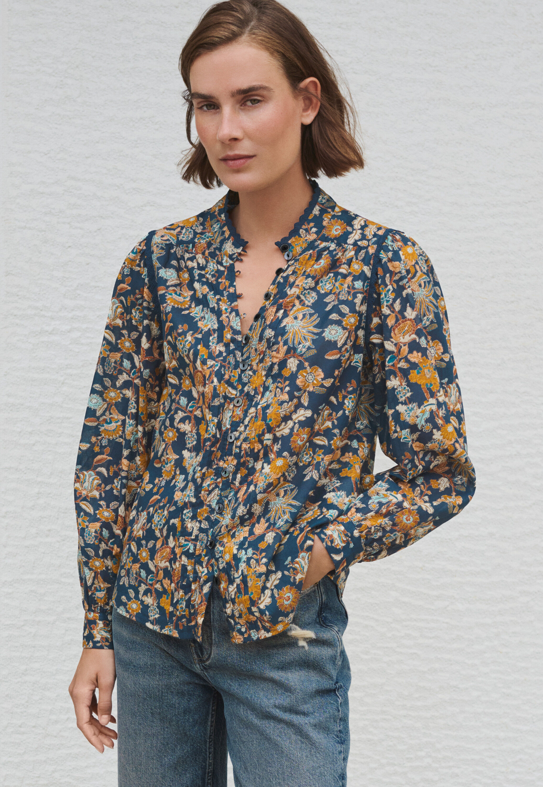 Bedruckte Bluse mit Faltendetails, Indigo/Ocker, large