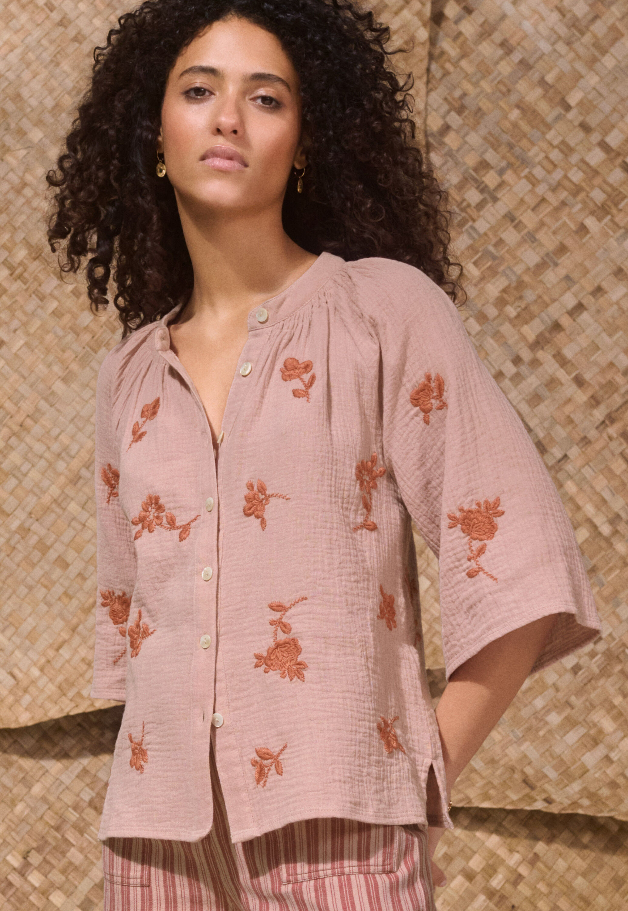 Bluse mit Biesen