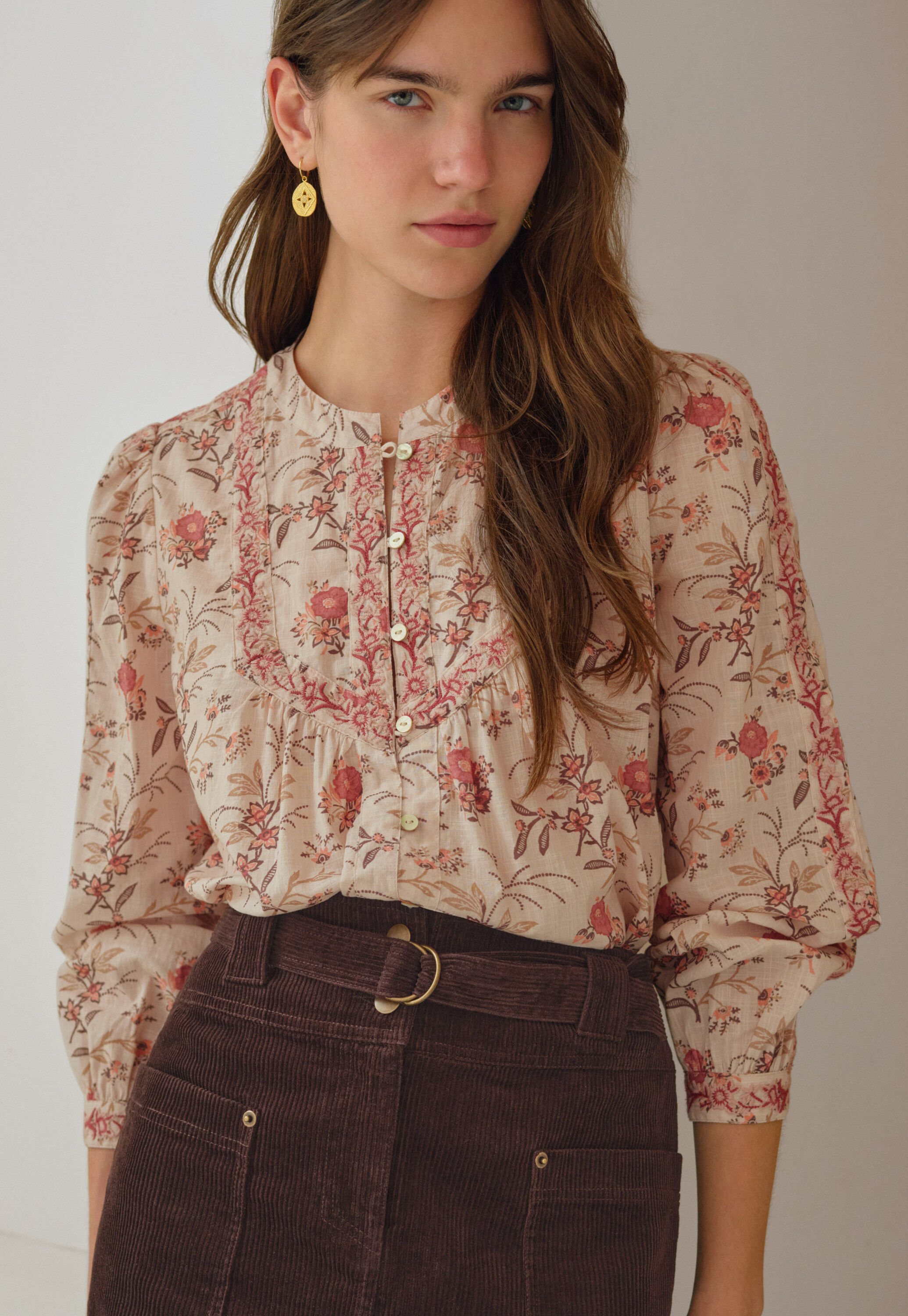 Bestickte Bluse mit Print, Rouge, large