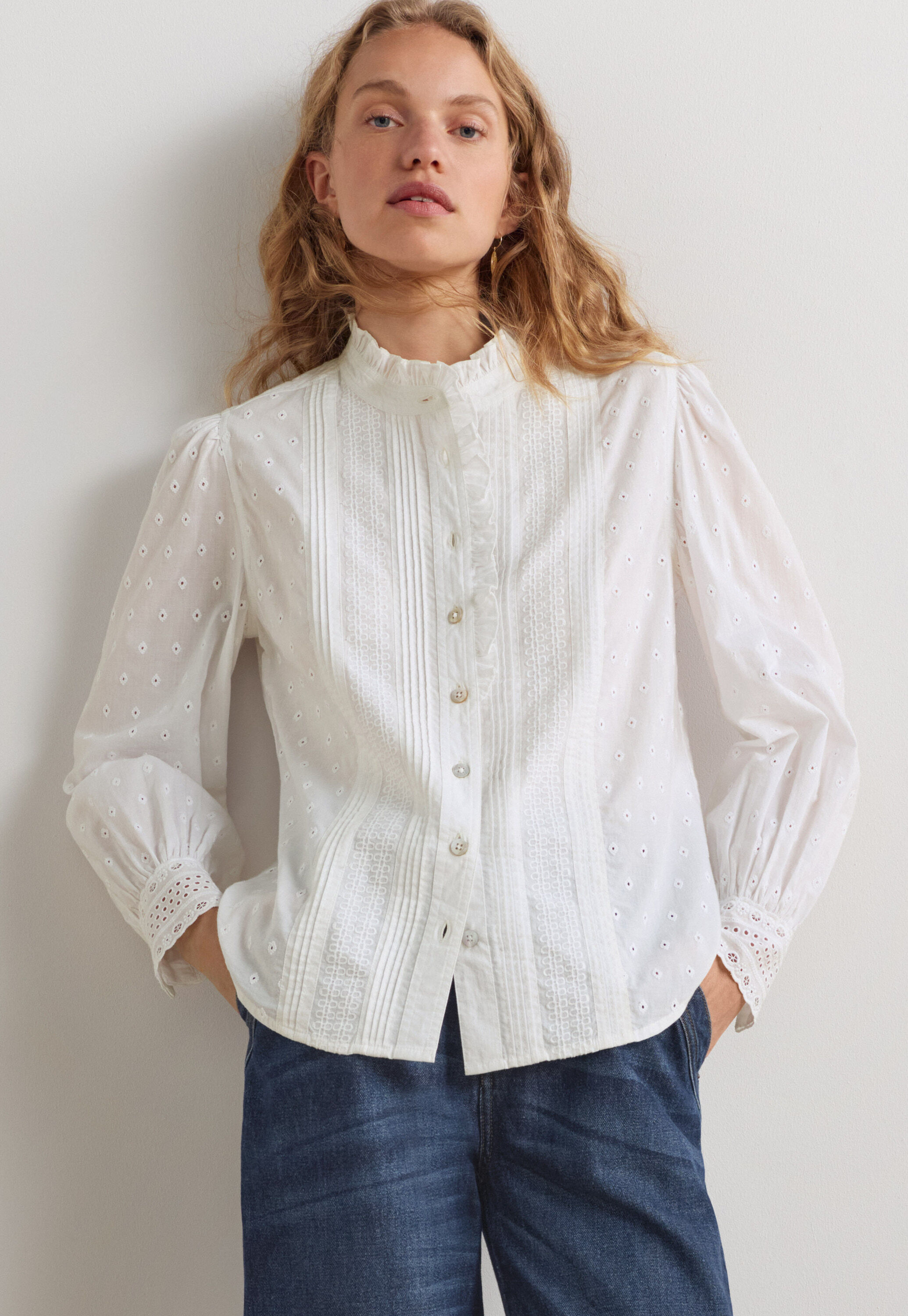 Bluse mit Biesen