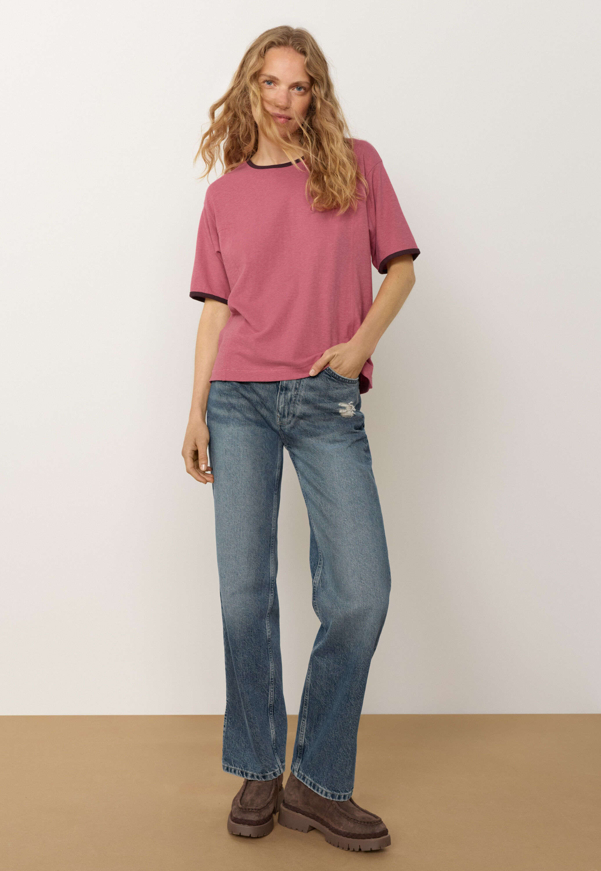 Jeans mit geschlitztem Saum, Marineblau, large