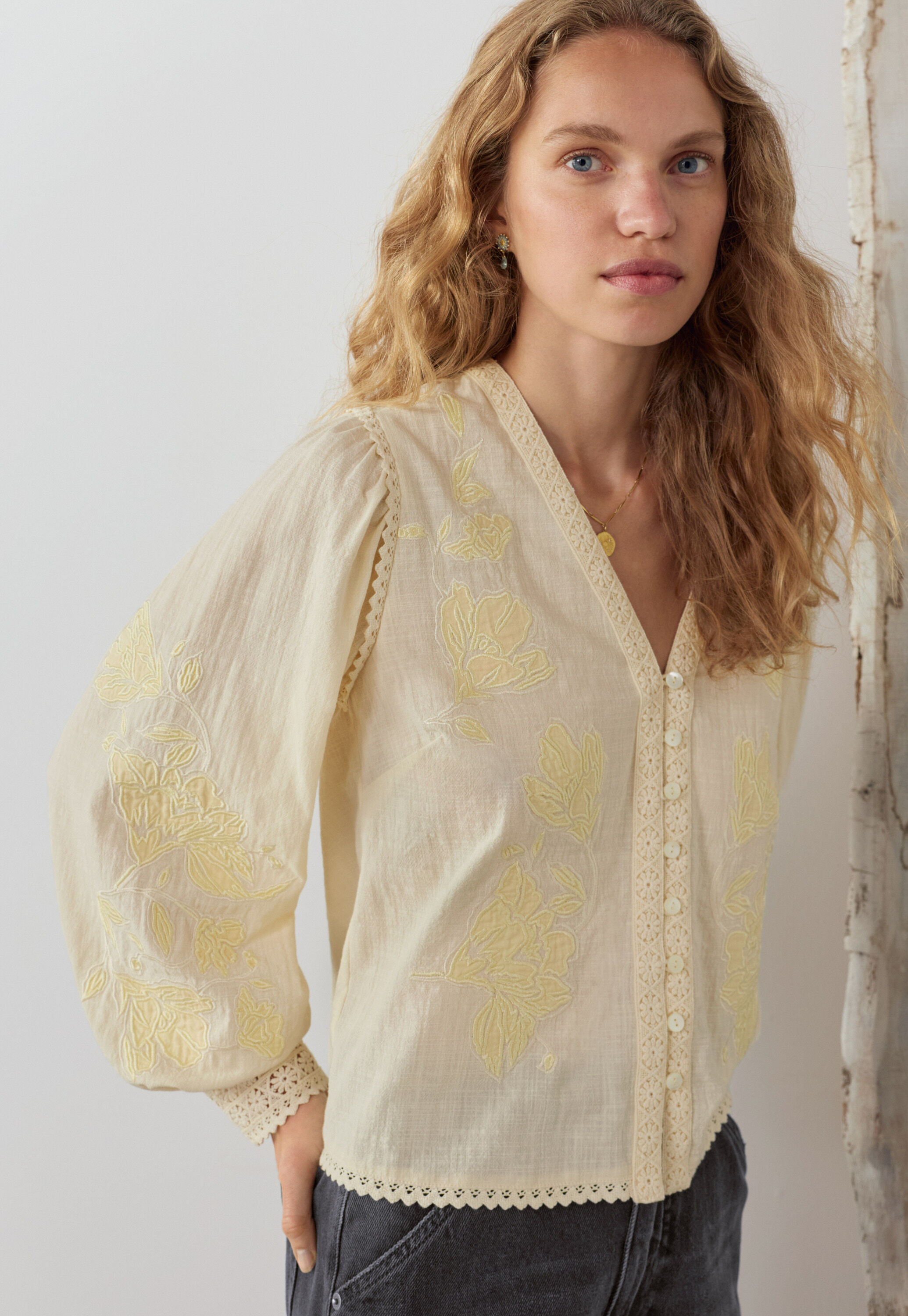 Bluse mit Biesen
