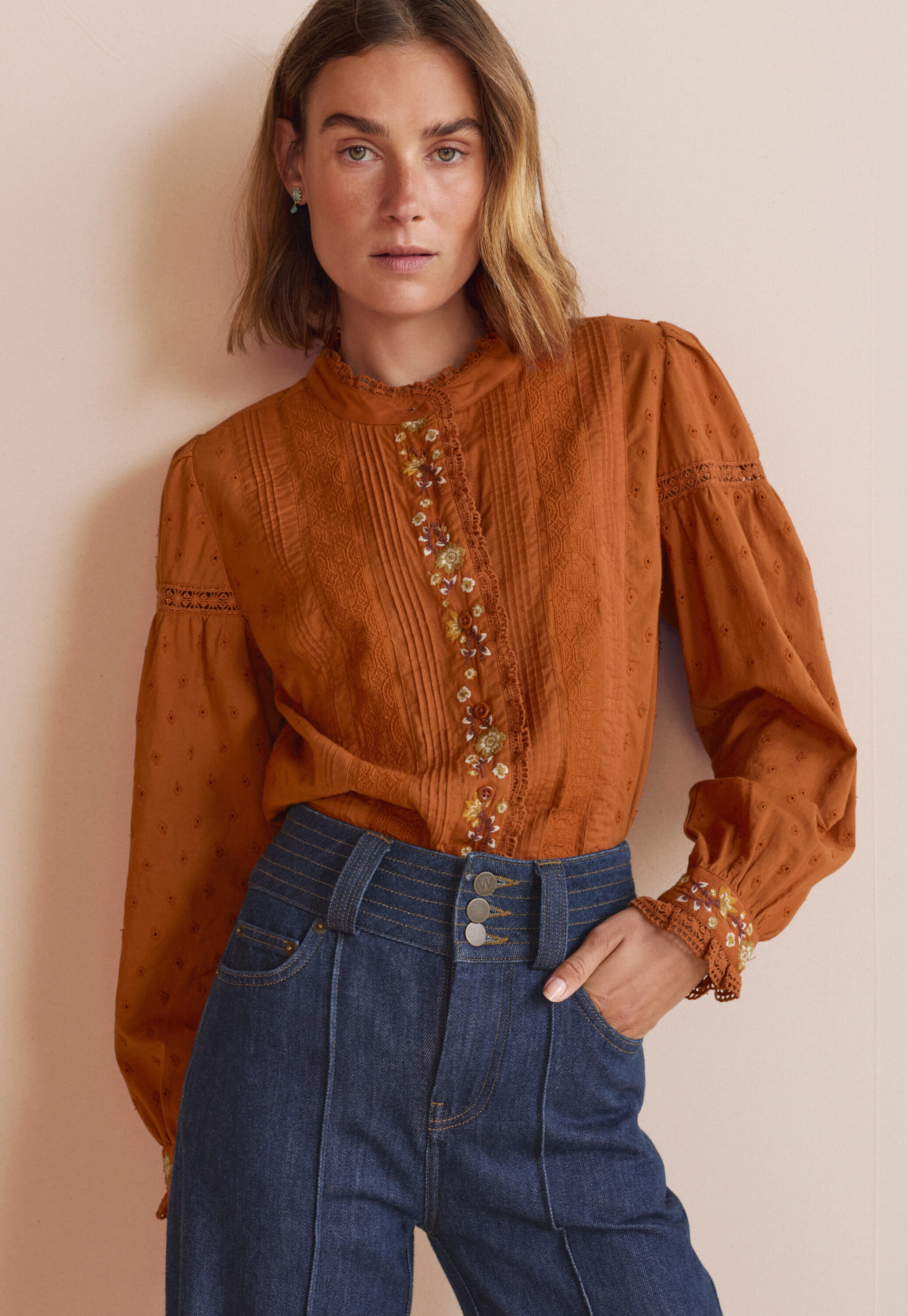 Bluse mit Biesen