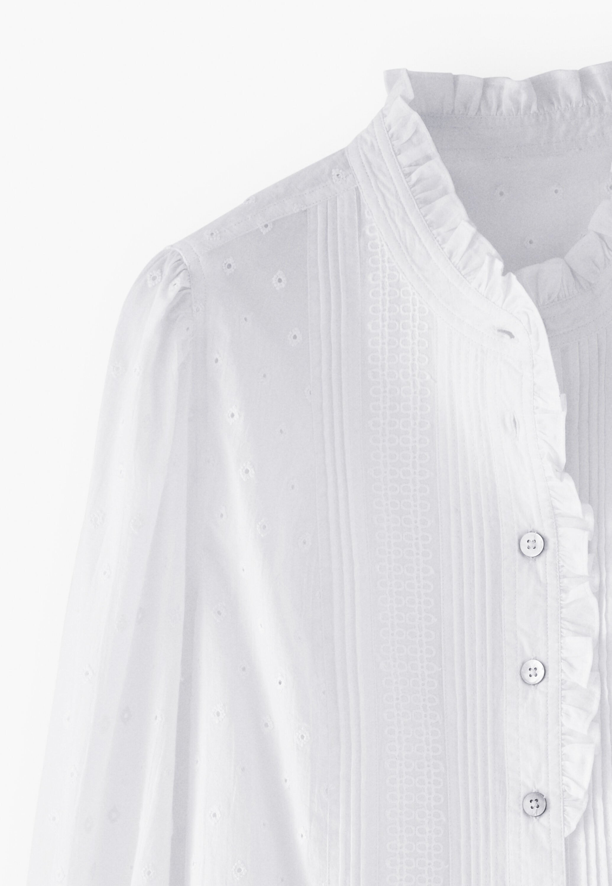 Broderie-Bluse mit R&uuml;schenkragen, Wei&szlig;, large