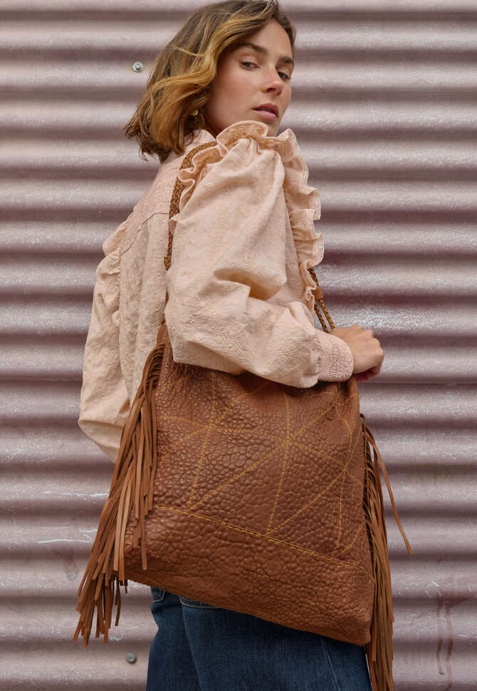 Gro&szlig;e Ledertasche mit Quaste, Cognac, completeTheLook