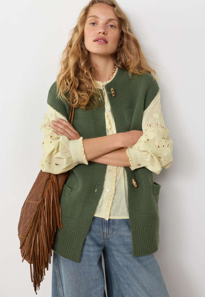 Bluse mit Spitze und Biesen, Buttercreme, completeTheLook